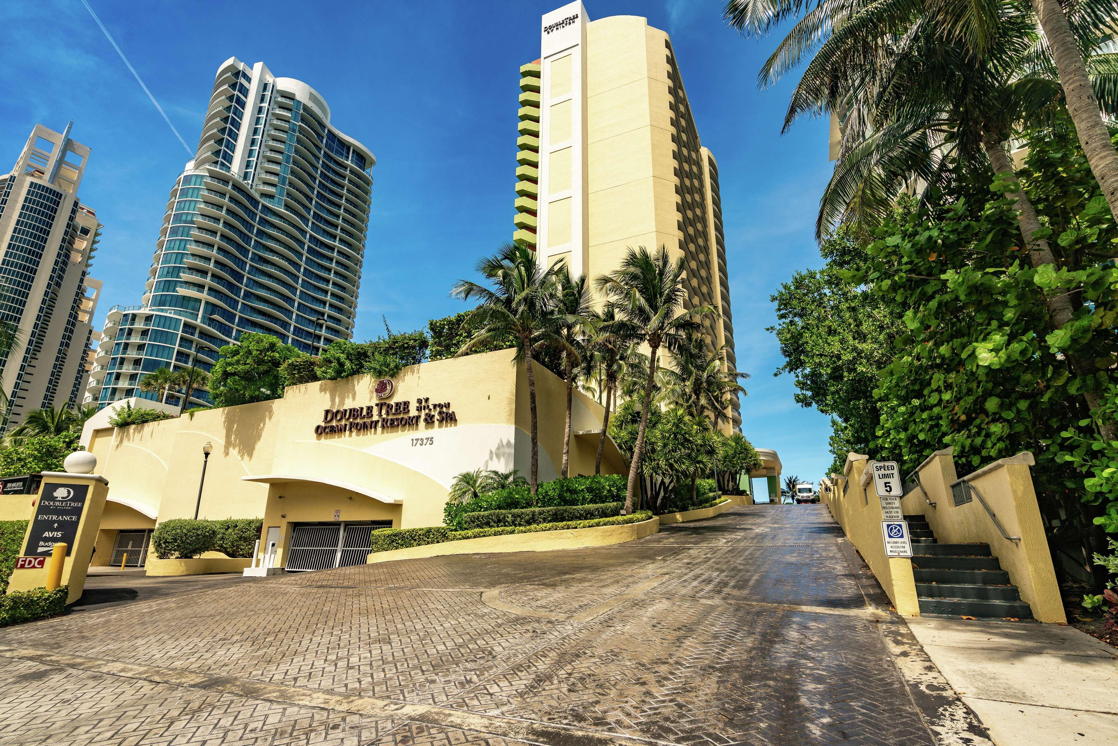 Doubletree By Hilton Ocean Point Resort - North Miami Beach Sunny Isles Beach Extérieur photo