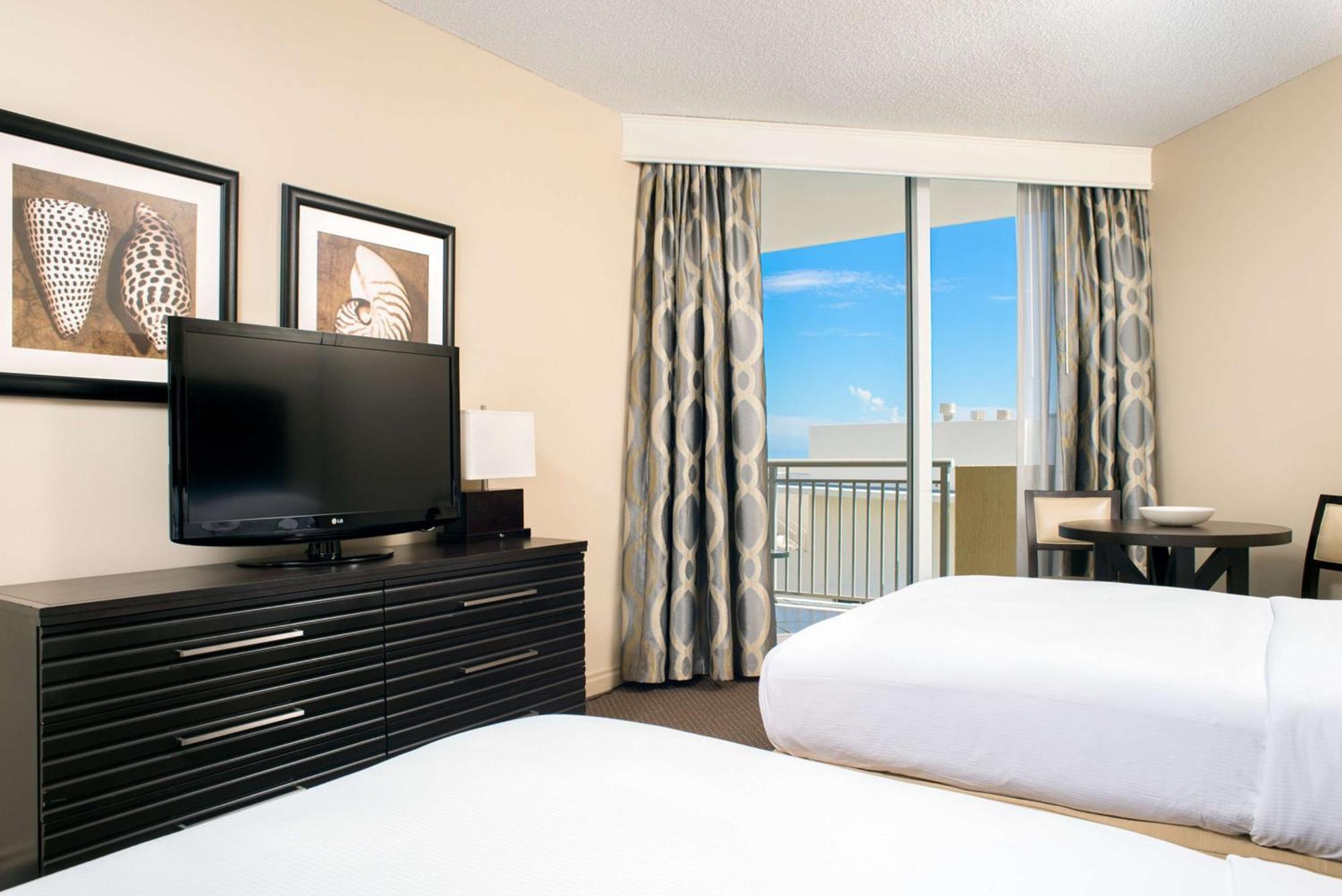 Doubletree By Hilton Ocean Point Resort - North Miami Beach Sunny Isles Beach Extérieur photo