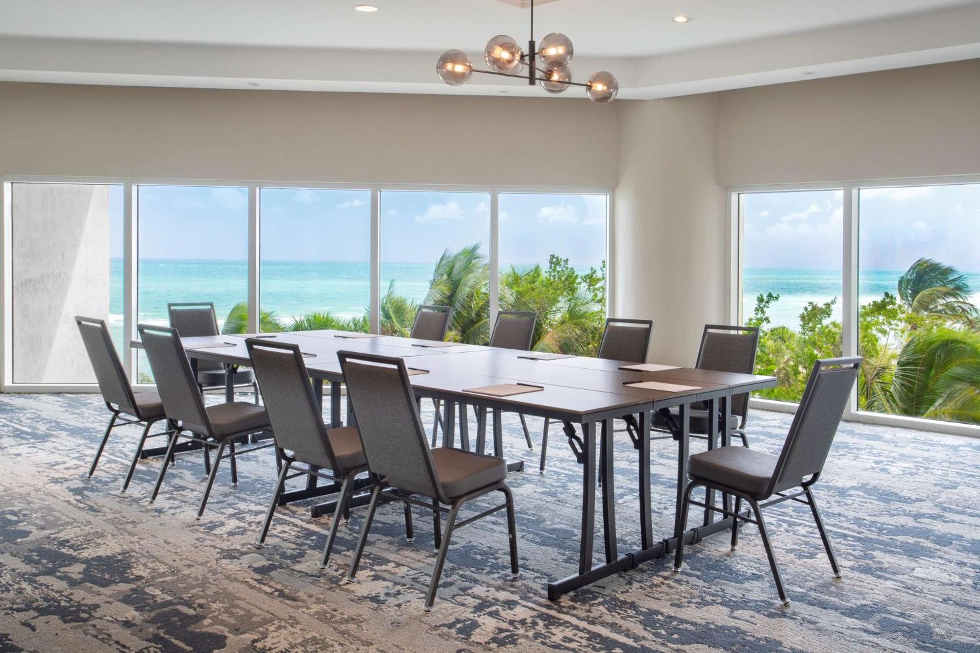 Doubletree By Hilton Ocean Point Resort - North Miami Beach Sunny Isles Beach Extérieur photo