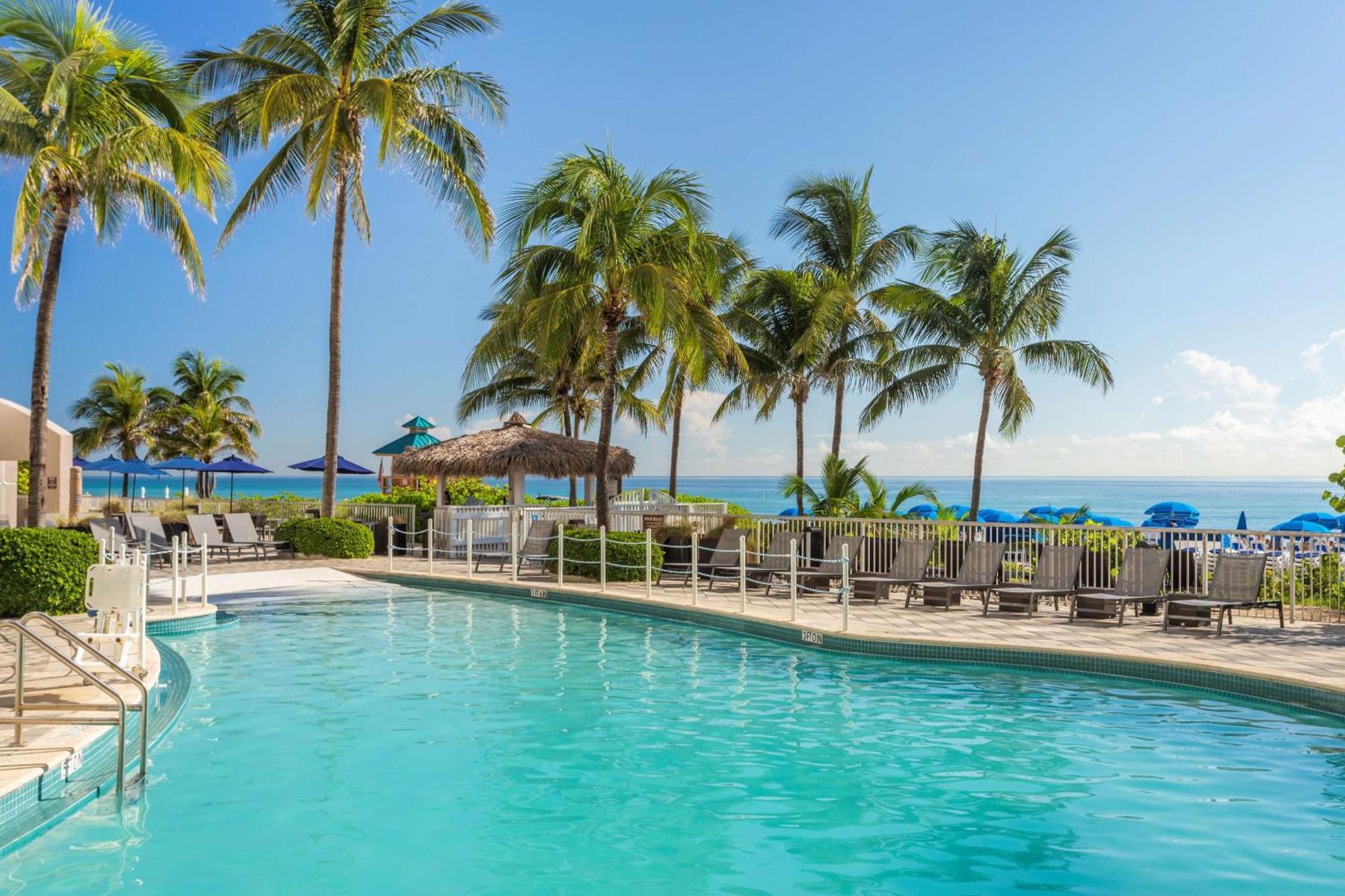 Doubletree By Hilton Ocean Point Resort - North Miami Beach Sunny Isles Beach Extérieur photo