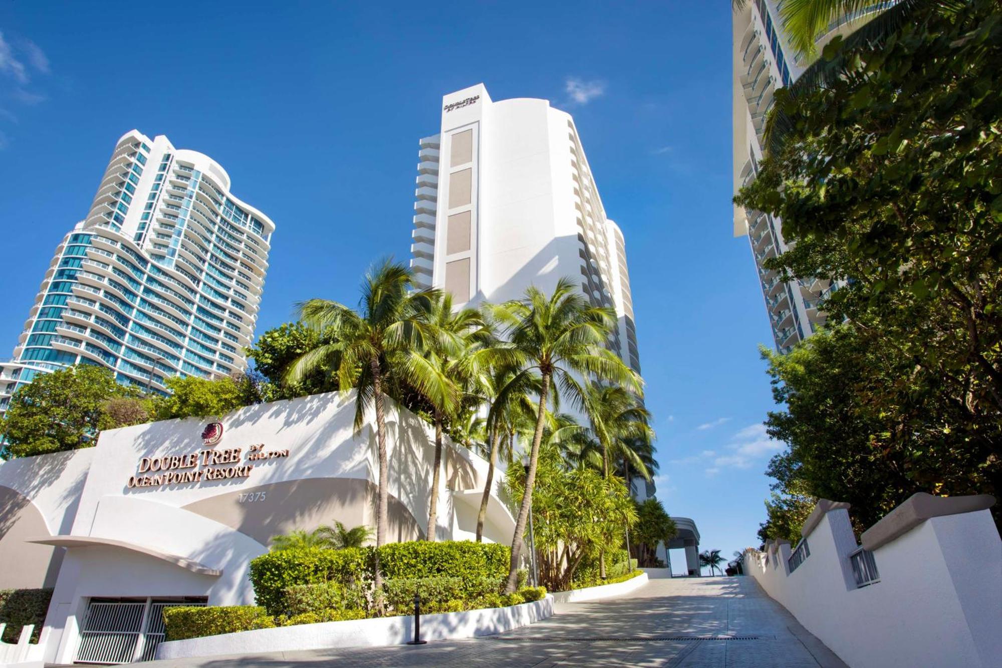 Doubletree By Hilton Ocean Point Resort - North Miami Beach Sunny Isles Beach Extérieur photo