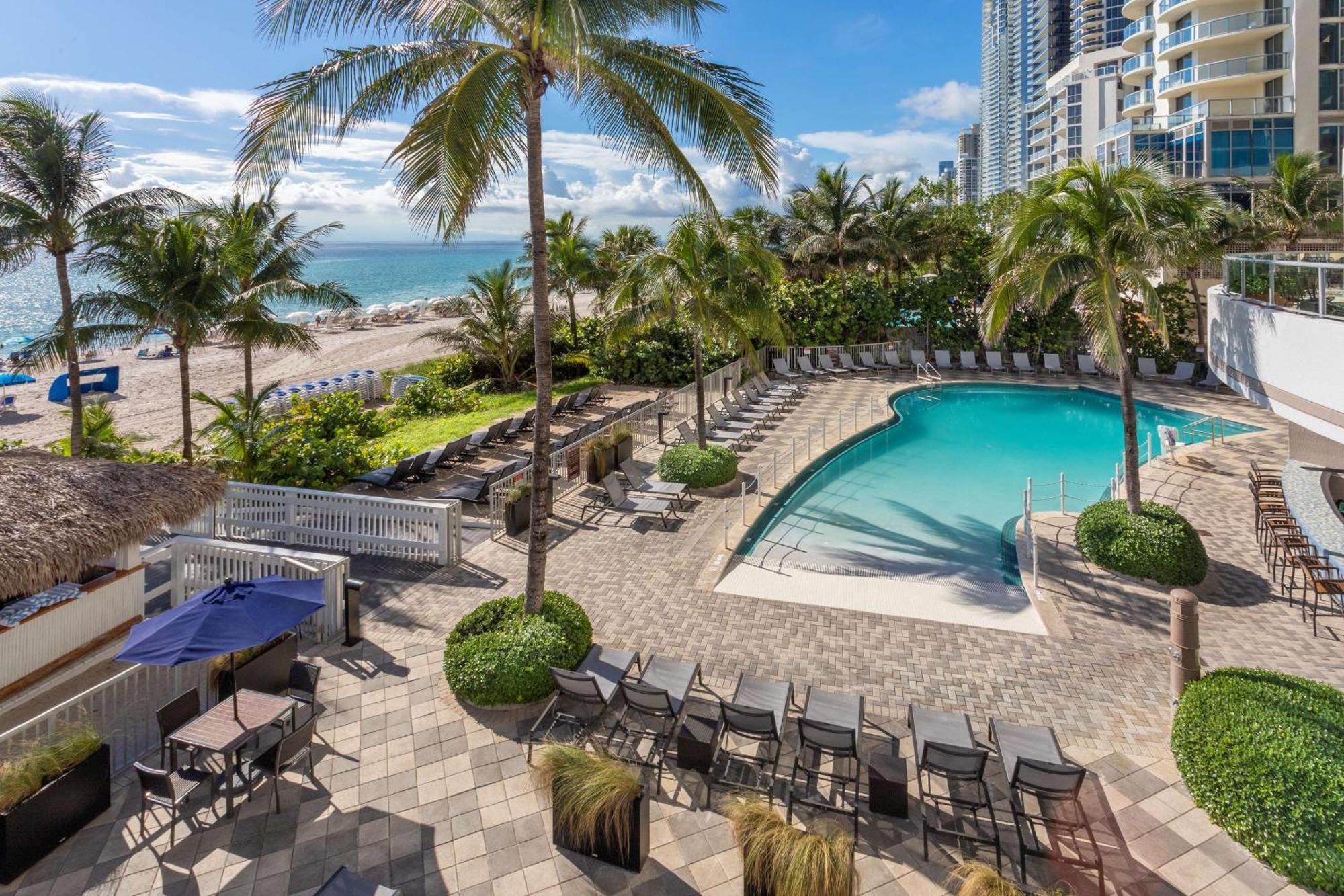 Doubletree By Hilton Ocean Point Resort - North Miami Beach Sunny Isles Beach Extérieur photo